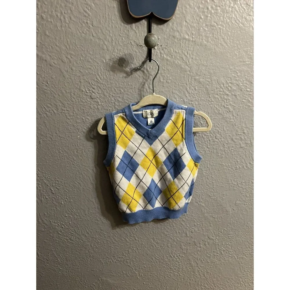 The Childrens Place‎ Boys Argylle Sweater Vest Size 12 Months